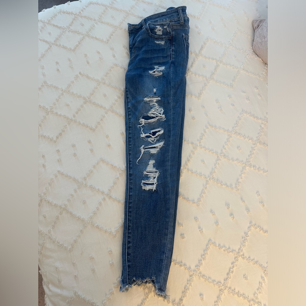 AE Ripped Mom Jean - Picture 4 of 7